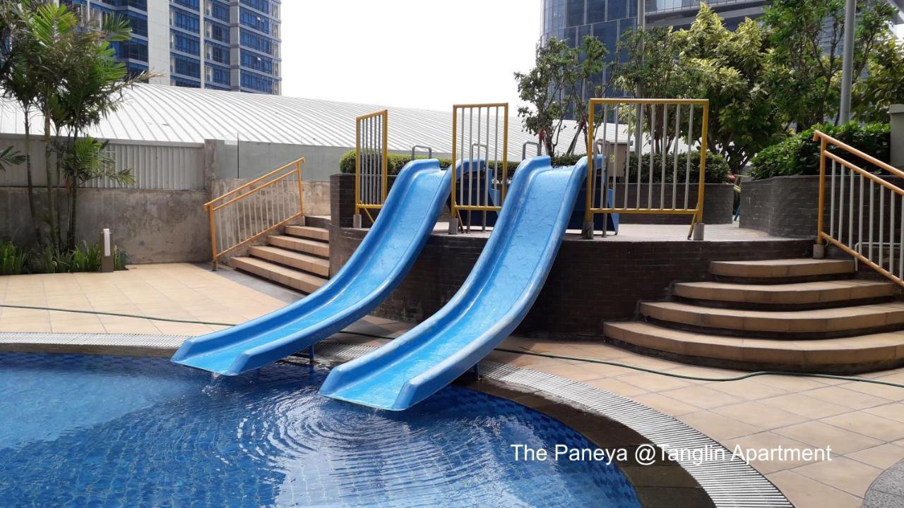 The Paneya @Tanglin Apartment Surabaya Kültér fotó